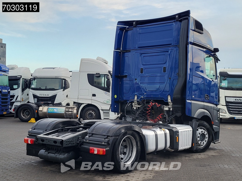 Mercedes-Benz Actros 1845 Actros 4X2 GigaSpace Mega 2xTanks 80% Tyres - Sadulveok: pilt 5 Mercedes-Benz Actros 1845 Actros 4X2 GigaSpace Mega 2xTanks 80% Tyres - Sadulveok: pilt 5
