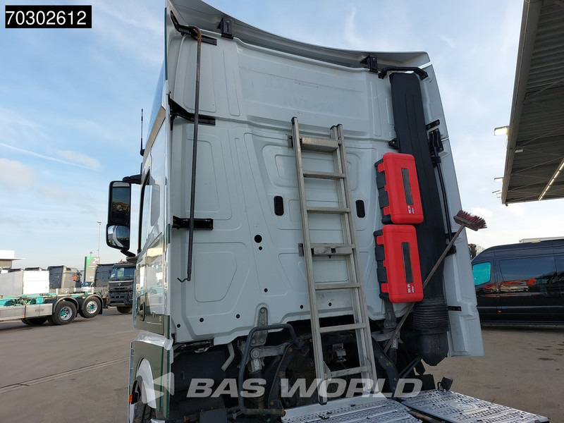 Mercedes-Benz Actros 1848 4X2 Mega GigaSpace 2x Tanks - Sadulveok: pilt 5 Mercedes-Benz Actros 1848 4X2 Mega GigaSpace 2x Tanks - Sadulveok: pilt 5