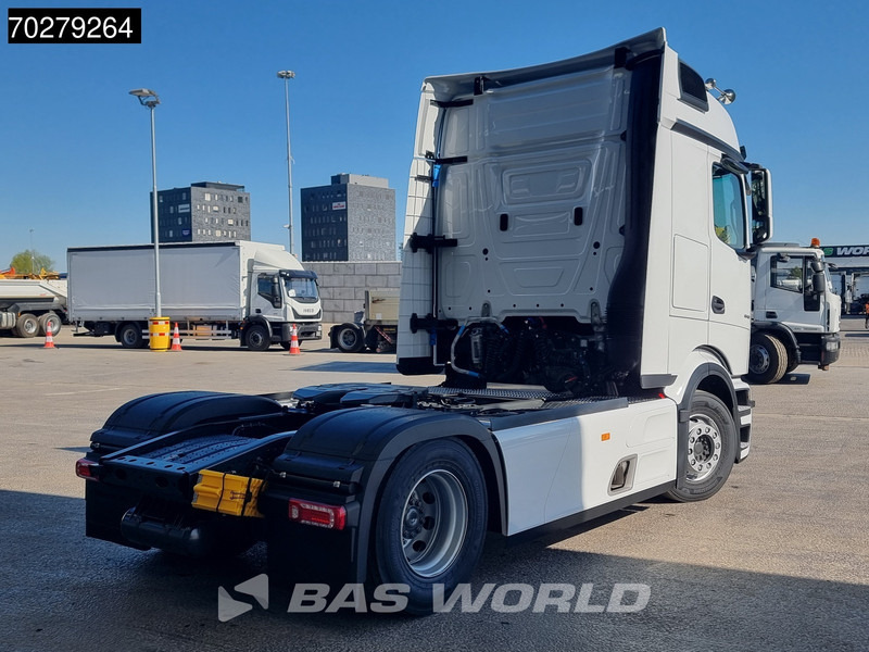 Mercedes-Benz Actros 1848 Actros 4X2 NEW! ProCabin-Big 2x Tanks Standklima Navi SmartTacho2 - Sadulveok: pilt 5 Mercedes-Benz Actros 1848 Actros 4X2 NEW! ProCabin-Big 2x Tanks Standklima Navi SmartTacho2 - Sadulveok: pilt 5