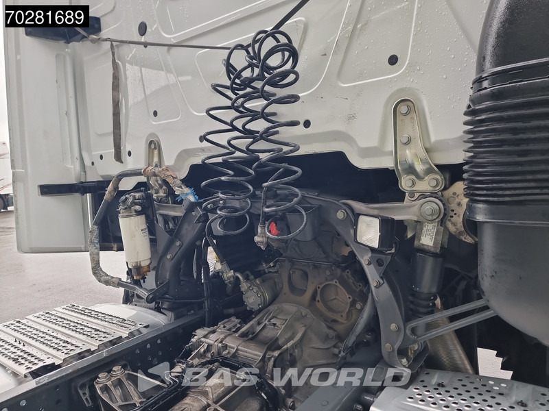 Sadulveok Mercedes-Benz Actros 1851 Actros 4X2 BigSpace 2x Tanks: pilt 12