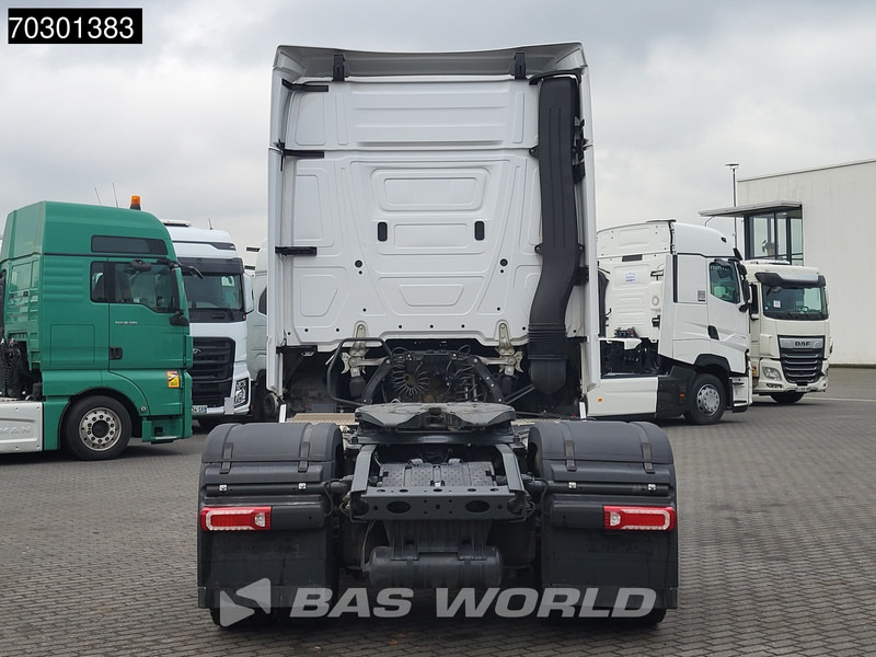 Mercedes-Benz Actros 1863 Actros 4X2 BigSpace Retarder 2x Tanks - Sadulveok: pilt 3 Mercedes-Benz Actros 1863 Actros 4X2 BigSpace Retarder 2x Tanks - Sadulveok: pilt 3