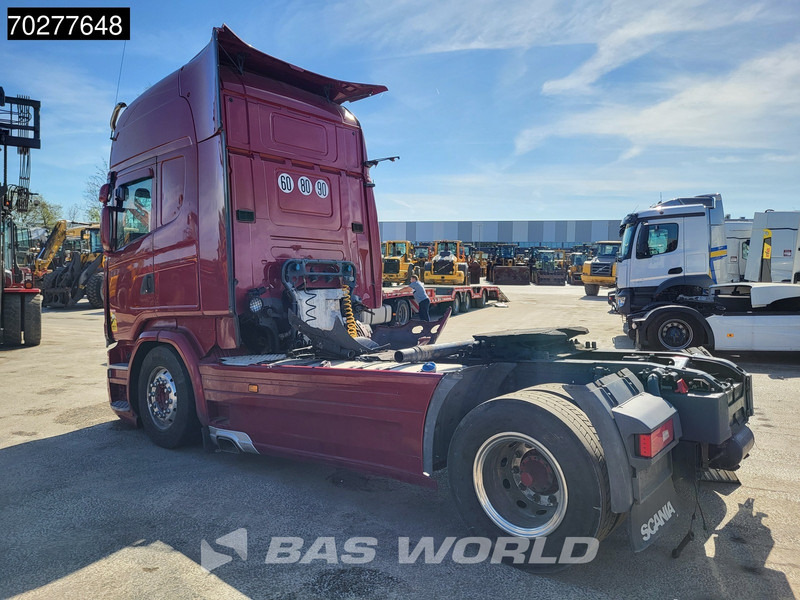 Scania R520 4X2 DAMAGED! Retarder Full-Air Standklima ACC Hydrauliek Euro 6 - Sadulveok: pilt 2 Scania R520 4X2 DAMAGED! Retarder Full-Air Standklima ACC Hydrauliek Euro 6 - Sadulveok: pilt 2