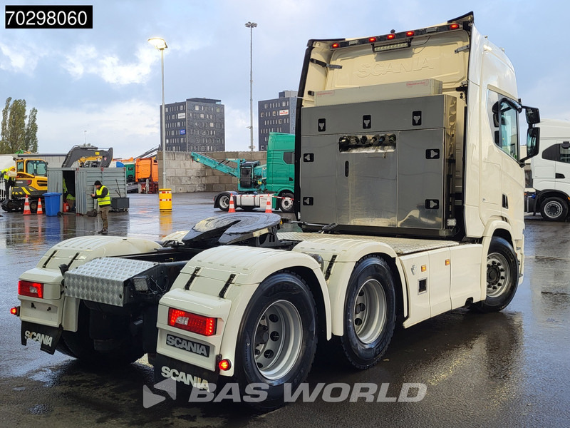 Scania R650 R 6X4 Full-Air! Retarder ACC Hydraulik Leder Navi Euro 6 - Sadulveok: pilt 5 Scania R650 R 6X4 Full-Air! Retarder ACC Hydraulik Leder Navi Euro 6 - Sadulveok: pilt 5