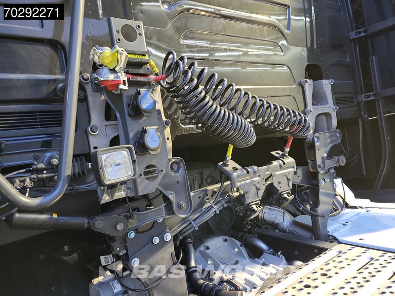 Scania S500 4X2 NEW! Full-Air Retarder Leder 2x Tanks ACC Standklima - Sadulveok: pilt 3 Scania S500 4X2 NEW! Full-Air Retarder Leder 2x Tanks ACC Standklima - Sadulveok: pilt 3