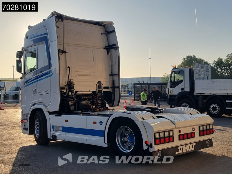 Scania S520 890 4X2 Full-Air Retarder 2x Tanks Leather Alcoa's - Sadulveok: pilt 2 Scania S520 890 4X2 Full-Air Retarder 2x Tanks Leather Alcoa's - Sadulveok: pilt 2