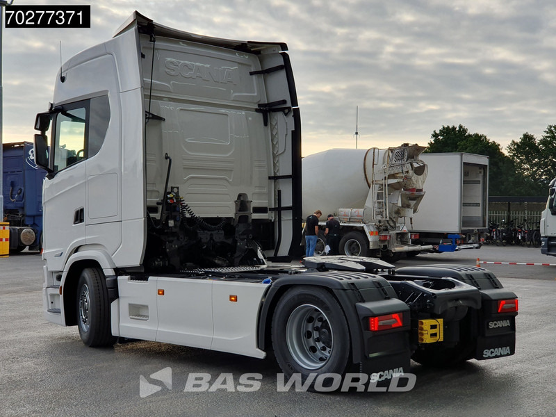 Scania S560 4X2 NEW! Retarder Full-Air 2xTanks Standklima Navi ACC LED Euro 6 - Sadulveok: pilt 2 Scania S560 4X2 NEW! Retarder Full-Air 2xTanks Standklima Navi ACC LED Euro 6 - Sadulveok: pilt 2
