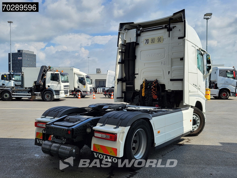 Volvo FH 460 4X2 Retarder I-ParkCool 2xTanks Navi ACC Euro 6 - Sadulveok: pilt 5 Volvo FH 460 4X2 Retarder I-ParkCool 2xTanks Navi ACC Euro 6 - Sadulveok: pilt 5