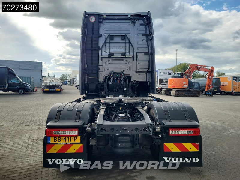 Volvo FH16 750 4X2 NL-Truck APK 08-2026! XL 2x Tanks Standklima ACC Alcoa's LED - Sadulveok: pilt 3 Volvo FH16 750 4X2 NL-Truck APK 08-2026! XL 2x Tanks Standklima ACC Alcoa's LED - Sadulveok: pilt 3