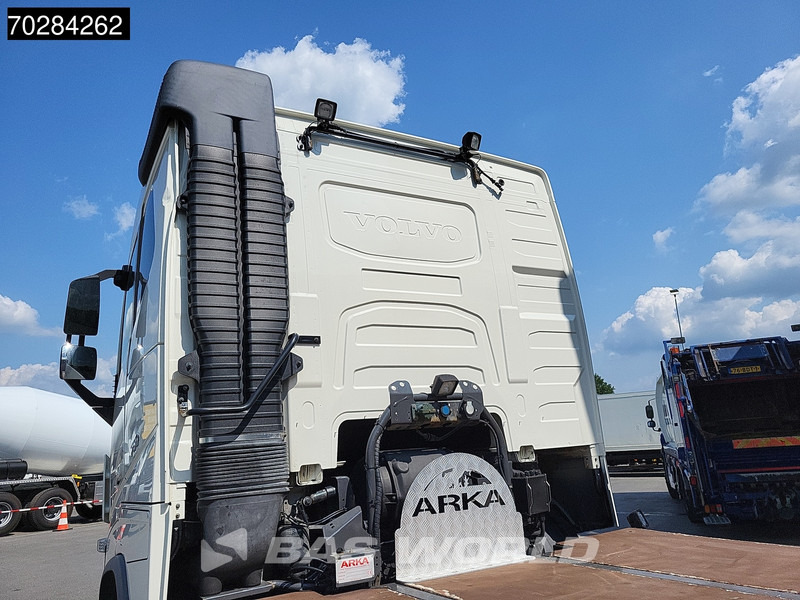 Volvo FH16 750 906 6X4 Retarder Hydraulik Liftachse Big-Axle VDS - Sadulveok: pilt 3 Volvo FH16 750 906 6X4 Retarder Hydraulik Liftachse Big-Axle VDS - Sadulveok: pilt 3