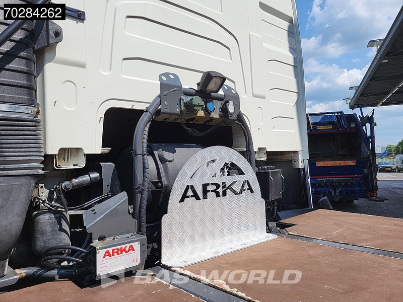 Volvo FH16 750 906 6X4 Retarder Hydraulik Liftachse Big-Axle VDS - Sadulveok: pilt 5 Volvo FH16 750 906 6X4 Retarder Hydraulik Liftachse Big-Axle VDS - Sadulveok: pilt 5