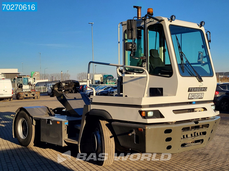 Laotraktor Terberg YT182 4X2: pilt 13