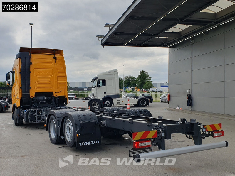 Volvo FH 460 6X2 NEW chassis! Full air Suspension Lift-Axle Navi ACC LED Euro 6 - Kabiinišassiiga veoauto: pilt 2 Volvo FH 460 6X2 NEW chassis! Full air Suspension Lift-Axle Navi ACC LED Euro 6 - Kabiinišassiiga veoauto: pilt 2