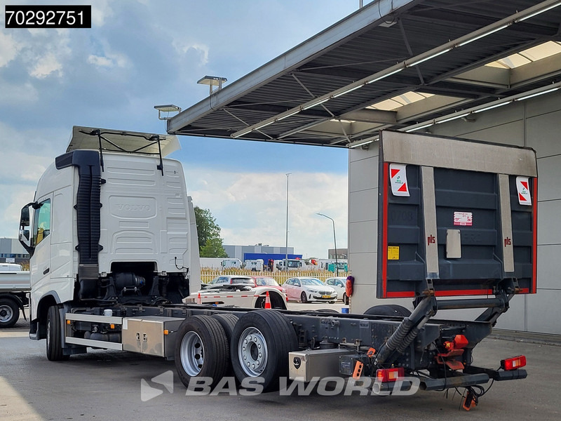 Volvo FH 460 FH 6X2 2000kg Ladebordwand Xenon DynamicSteering Automatic ACC Euro 6 - Kabiinišassiiga veoauto: pilt 2 Volvo FH 460 FH 6X2 2000kg Ladebordwand Xenon DynamicSteering Automatic ACC Euro 6 - Kabiinišassiiga veoauto: pilt 2