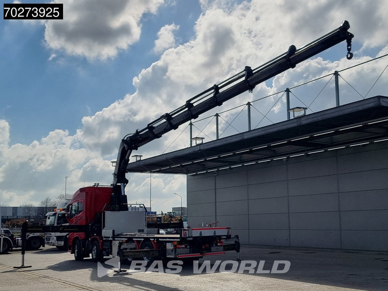 Volvo FH16 650 8X4 Hiab X-HIPRO 1058EP-6 Kran Crane ADR Lift+Lenkachse Euro 6 - Madelveok/ Platvormveok, Kraanaga veoauto: pilt 3 Volvo FH16 650 8X4 Hiab X-HIPRO 1058EP-6 Kran Crane ADR Lift+Lenkachse Euro 6 - Madelveok/ Platvormveok, Kraanaga veoauto: pilt 3