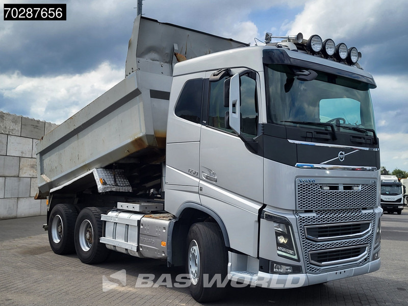 Volvo FH16 650 FH16 6X4 12m3 tipper Big-Axle Automatic Xenon Euro 6 - Kallurauto: pilt 3 Volvo FH16 650 FH16 6X4 12m3 tipper Big-Axle Automatic Xenon Euro 6 - Kallurauto: pilt 3