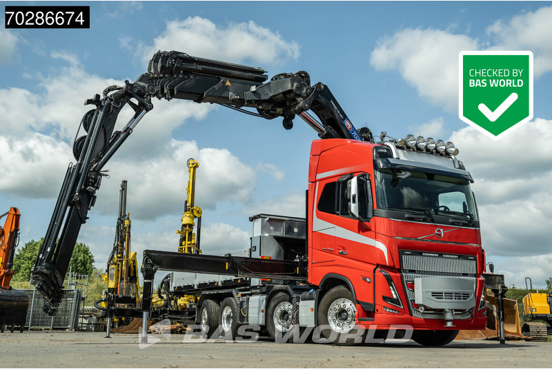 Volvo FH16 650 FH16 8X2 HMF 7020K-RCS Crane + Fly-Jib Lift+Steering-Axle Navi LED ACC Euro 6 - Madelveok/ Platvormveok, Kraanaga veoauto: pilt 1 Volvo FH16 650 FH16 8X2 HMF 7020K-RCS Crane + Fly-Jib Lift+Steering-Axle Navi LED ACC Euro 6 - Madelveok/ Platvormveok, Kraanaga veoauto: pilt 1