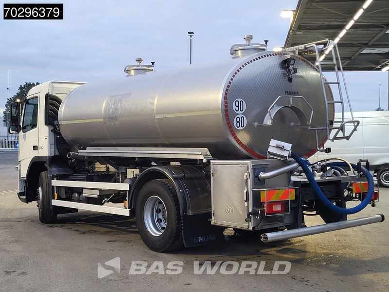 Volvo FM 330 4X2 11.500ltr Silo 2 compartments Stainless steel Automatic Xenon Navi Euro 5 - Tsisternauto: pilt 2 Volvo FM 330 4X2 11.500ltr Silo 2 compartments Stainless steel Automatic Xenon Navi Euro 5 - Tsisternauto: pilt 2