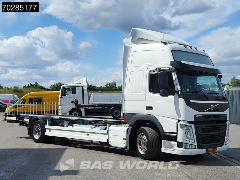 Volvo FM 370 4X2 19tons BDF NL-Truck Ladebordwand VEB Xenon ACC Euro 6 - Konteinerveduk/ Tõstukiga veoauto: pilt 3 Volvo FM 370 4X2 19tons BDF NL-Truck Ladebordwand VEB Xenon ACC Euro 6 - Konteinerveduk/ Tõstukiga veoauto: pilt 3