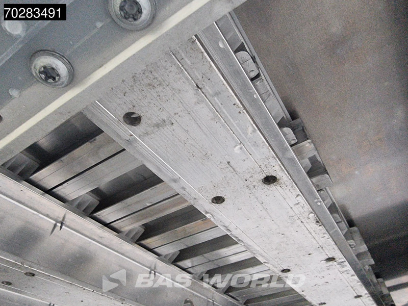 Uus Kõndimisalaga poolhaagised kraker CF-Z 3 axles 10mm Liftachse 90m3: pilt 12