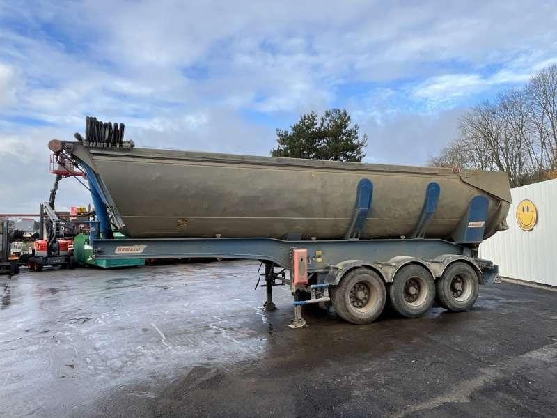 Benalu 3 ESSIEUX - Kallur-poolhaagis: pilt 4 Benalu 3 ESSIEUX - Kallur-poolhaagis: pilt 4