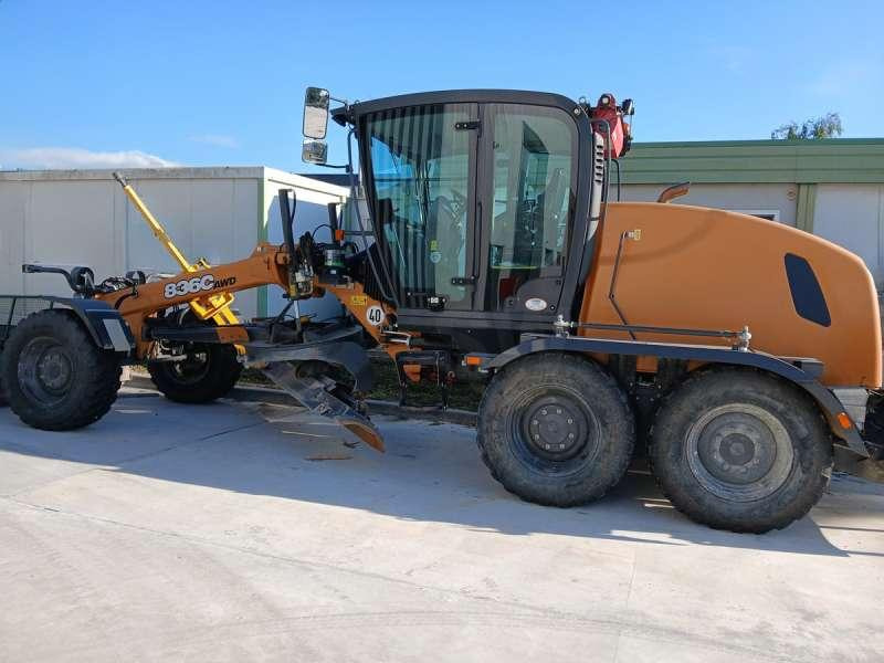 Case 836C AWD EQUIPEE 3D - Teehöövel: pilt 3 Case 836C AWD EQUIPEE 3D - Teehöövel: pilt 3