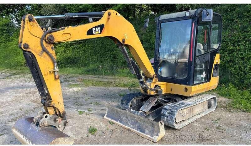 Caterpillar 302.5C - Miniekskavaator: pilt 1 Caterpillar 302.5C - Miniekskavaator: pilt 1