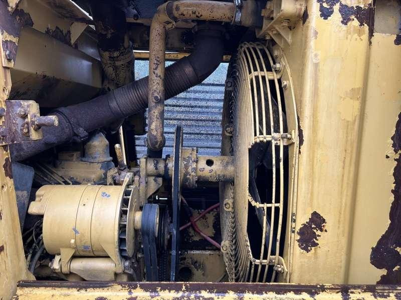 Roomiklaadur Caterpillar 953: pilt 35