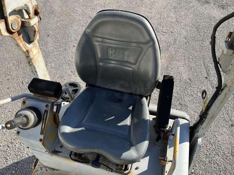 Teerull Caterpillar CB225E: pilt 37