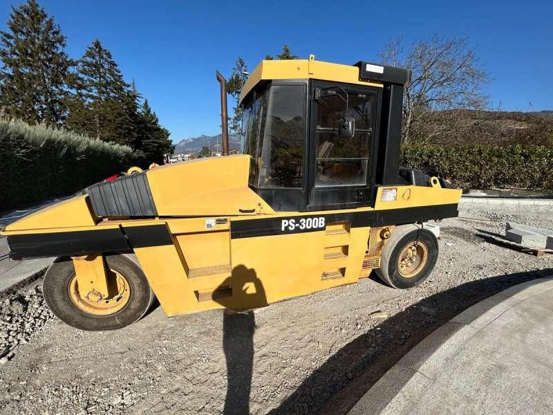 Caterpillar PS300B - Pneumaatiline teerull: pilt 3 Caterpillar PS300B - Pneumaatiline teerull: pilt 3