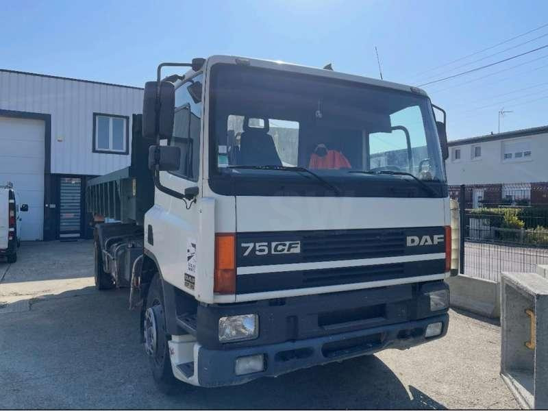 DAF 75CF - Konkstõstukiga veoauto: pilt 3 DAF 75CF - Konkstõstukiga veoauto: pilt 3