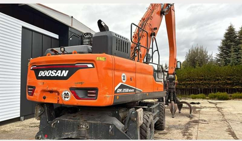 Doosan DX250WMH-7 - Ratastel ekskavaator: pilt 4 Doosan DX250WMH-7 - Ratastel ekskavaator: pilt 4