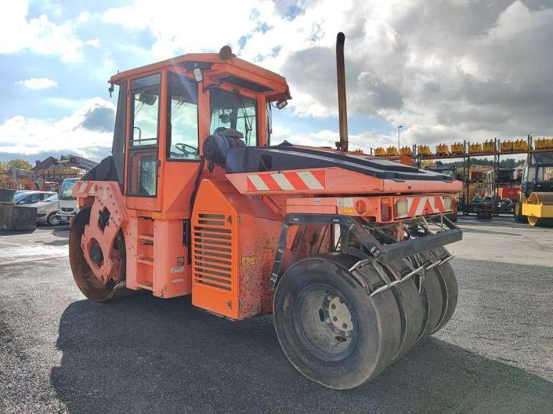 Dynapac Compacteur Mixte / Bille et pneus CC422C - Kombineeritud rull: pilt 5 Dynapac Compacteur Mixte / Bille et pneus CC422C - Kombineeritud rull: pilt 5