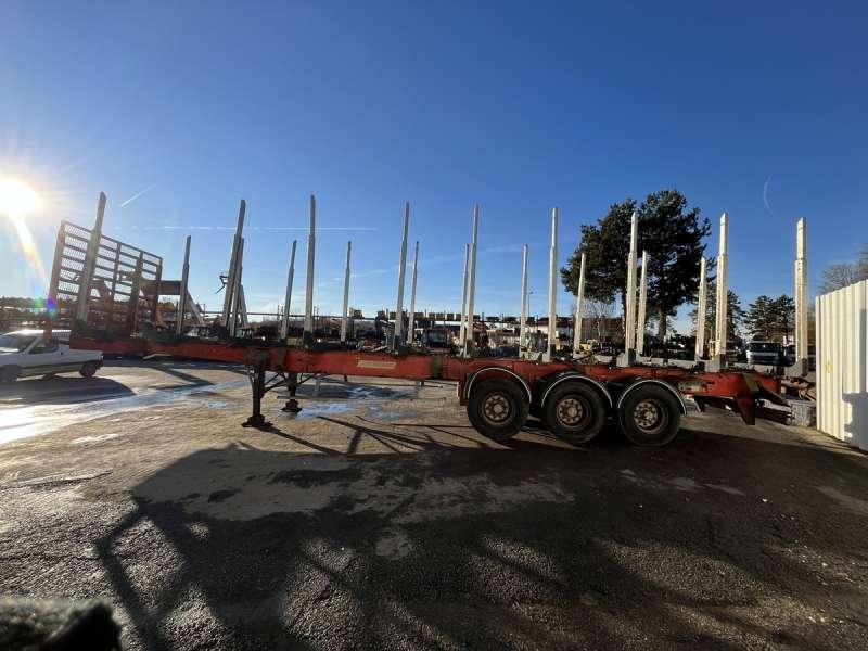 Fruehauf GRUMIERE 3 ESSIEUX - Metsaveo poolhaagis: pilt 4 Fruehauf GRUMIERE 3 ESSIEUX - Metsaveo poolhaagis: pilt 4