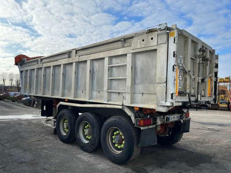 General Trailers 3 ESSIEUX - Kallur-poolhaagis: pilt 5 General Trailers 3 ESSIEUX - Kallur-poolhaagis: pilt 5