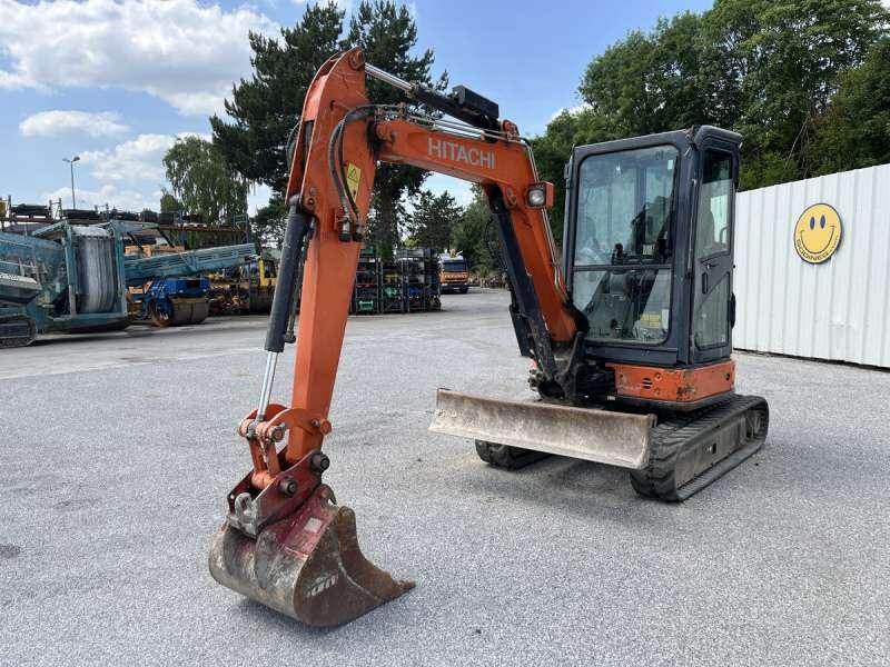 Hitachi ZX33U-5A CLR - Miniekskavaator: pilt 2 Hitachi ZX33U-5A CLR - Miniekskavaator: pilt 2