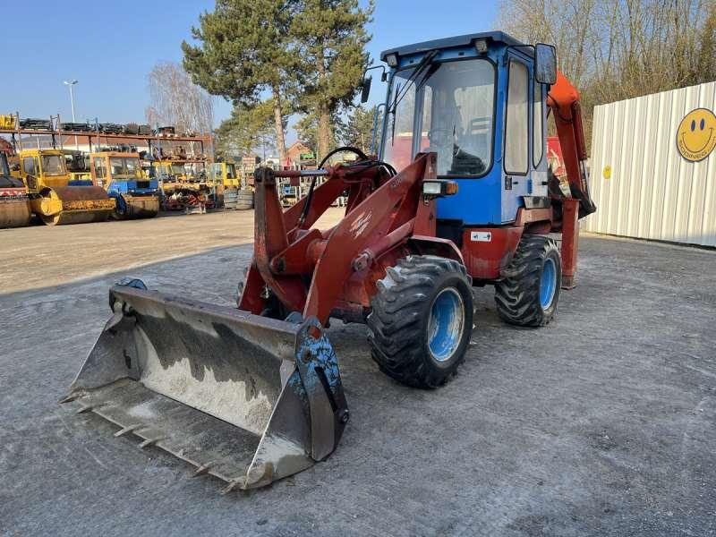 Kubota R520 - Ekskavaator-laadur: pilt 2 Kubota R520 - Ekskavaator-laadur: pilt 2