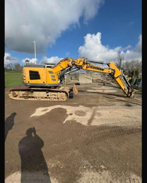 Liebherr R926 COMPACT - Lintekskavaator: pilt 3 Liebherr R926 COMPACT - Lintekskavaator: pilt 3