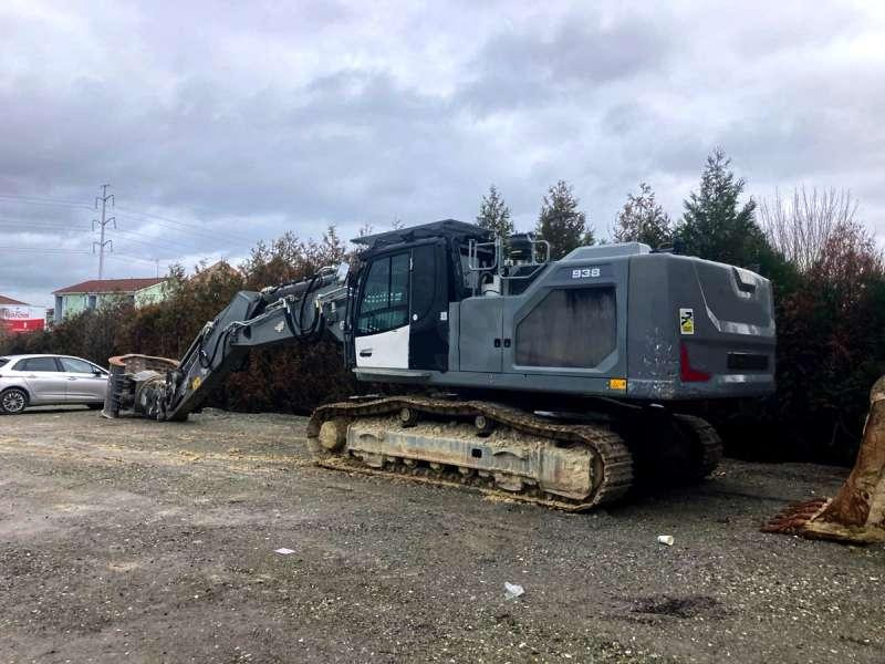 Liebherr R938 LC - Lintekskavaator: pilt 1 Liebherr R938 LC - Lintekskavaator: pilt 1