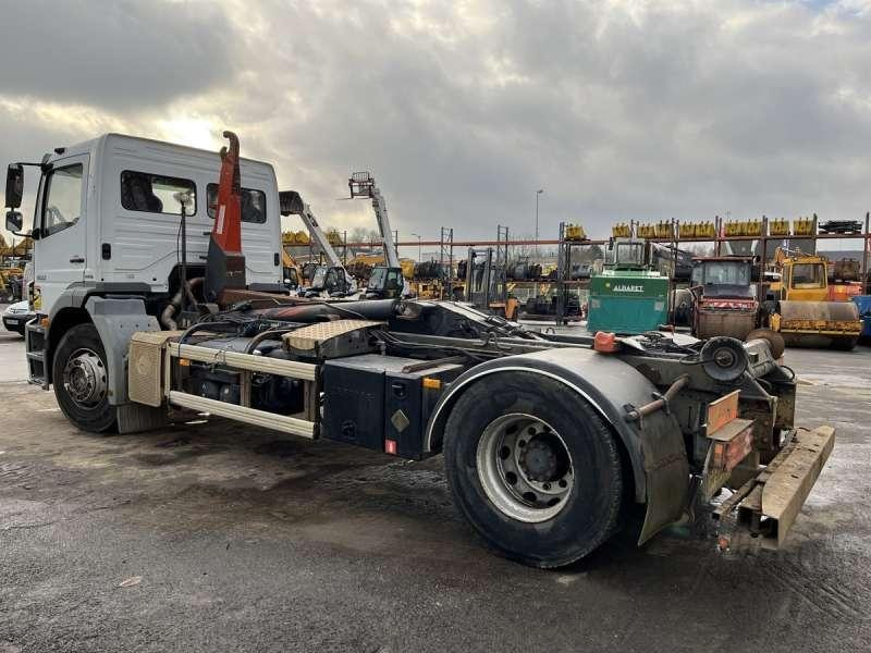 Mercedes AXOR 1833 - Konkstõstukiga veoauto: pilt 5 Mercedes AXOR 1833 - Konkstõstukiga veoauto: pilt 5