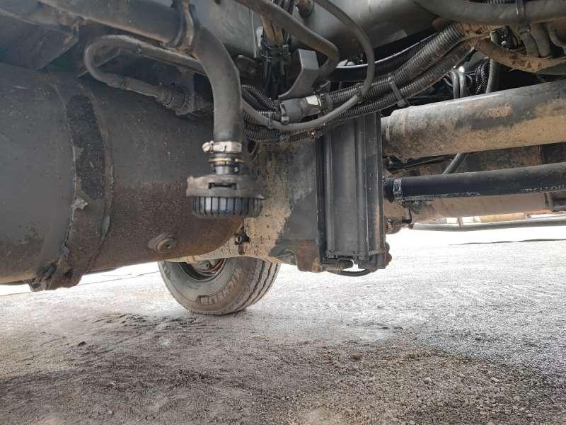 Konkstõstukiga veoauto Renault KERAX 410 DXI 6X4: pilt 32