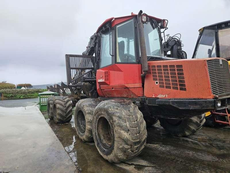 VALMET 840.4 - Metsatraktor: pilt 2 VALMET 840.4 - Metsatraktor: pilt 2