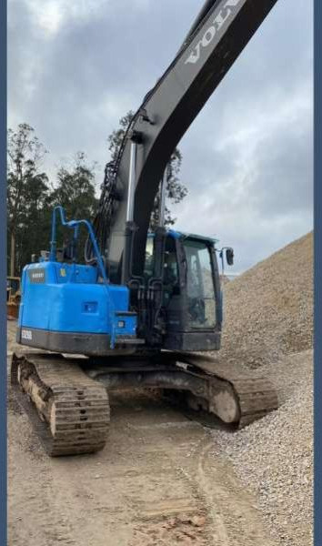 Lintekskavaator Volvo ECR235DL: pilt 7