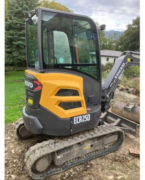 Volvo ECR25D - Miniekskavaator: pilt 3 Volvo ECR25D - Miniekskavaator: pilt 3