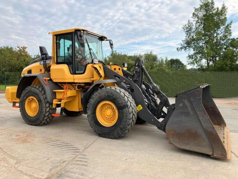 Volvo L90H - Rataslaadur: pilt 1 Volvo L90H - Rataslaadur: pilt 1