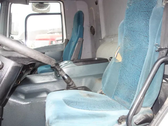 DAF CF 85.430 8X4 EURO3 WITH AIRCO - Kabiinišassiiga veoauto: pilt 5 DAF CF 85.430 8X4 EURO3 WITH AIRCO - Kabiinišassiiga veoauto: pilt 5