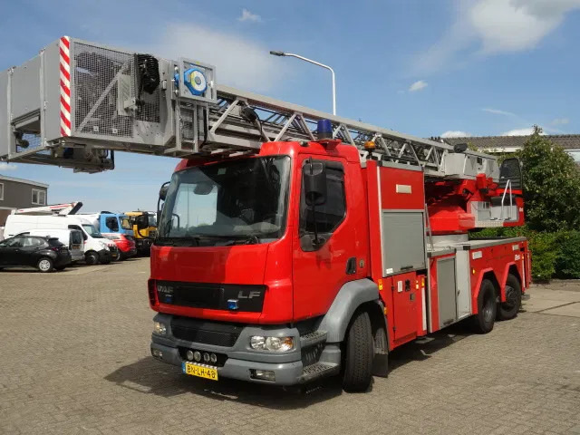 DAF LF 55.250 METZ 30 meter - Tuletõrjeauto: pilt 2 DAF LF 55.250 METZ 30 meter - Tuletõrjeauto: pilt 2