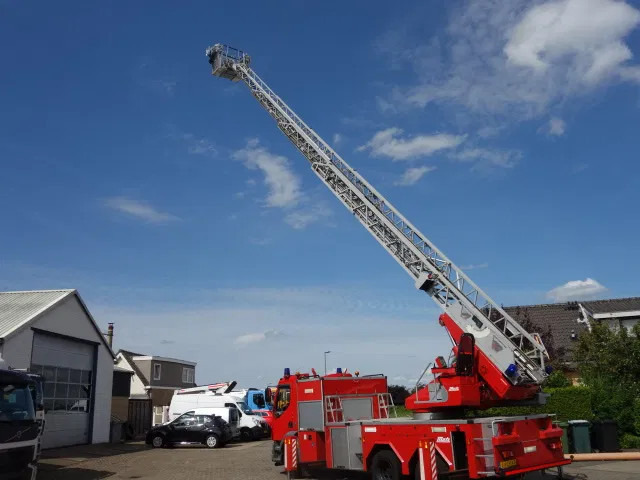 DAF LF 55.250 METZ 30 meter - Tuletõrjeauto: pilt 1 DAF LF 55.250 METZ 30 meter - Tuletõrjeauto: pilt 1