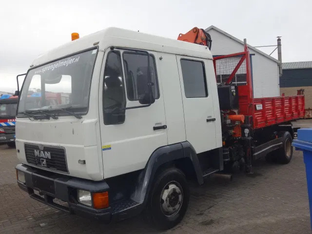 MAN 12.224 DC,8,5 TON ATLAS KRAAN,KIPPER,MANUAL POMP - Kallurauto, Kraanaga veoauto: pilt 5 MAN 12.224 DC,8,5 TON ATLAS KRAAN,KIPPER,MANUAL POMP - Kallurauto, Kraanaga veoauto: pilt 5