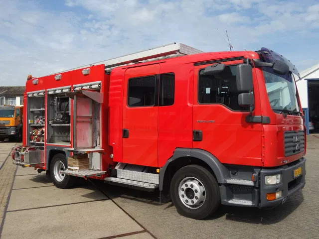 MAN TGM 15.290 15-280 BOMBEROS FIRE TRUCK, 3000 LITER PER MIN - Tuletõrjeauto: pilt 5 MAN TGM 15.290 15-280 BOMBEROS FIRE TRUCK, 3000 LITER PER MIN - Tuletõrjeauto: pilt 5