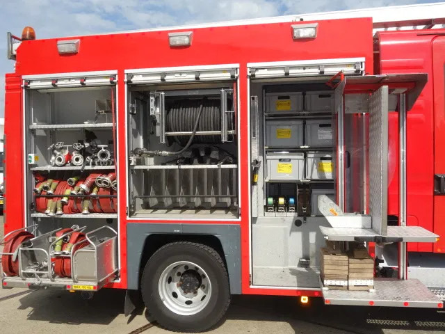 MAN TGM 15.290 15-280 BOMBEROS FIRE TRUCK, 3000 LITER PER MIN - Tuletõrjeauto: pilt 3 MAN TGM 15.290 15-280 BOMBEROS FIRE TRUCK, 3000 LITER PER MIN - Tuletõrjeauto: pilt 3